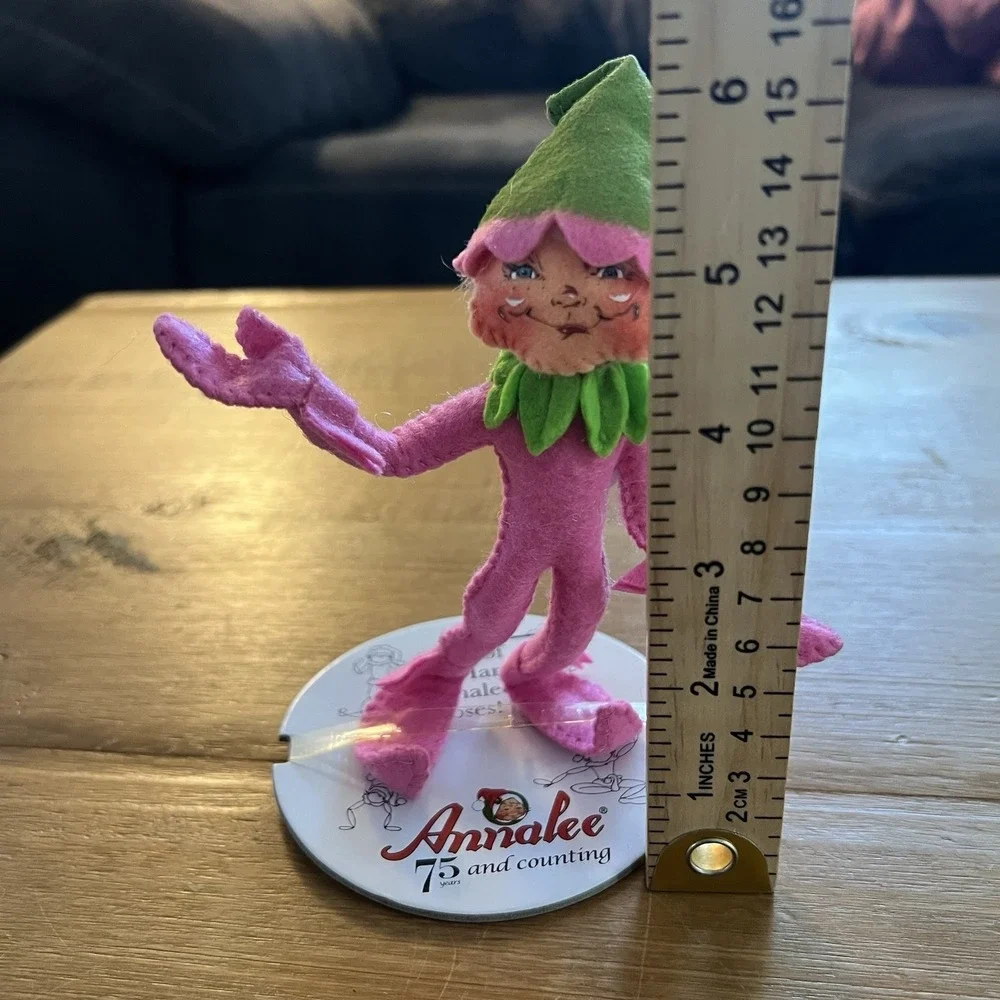 NWT Annalee 2022 Spring Flower Elf Doll  Pink Green 75th Display Card Whimsy